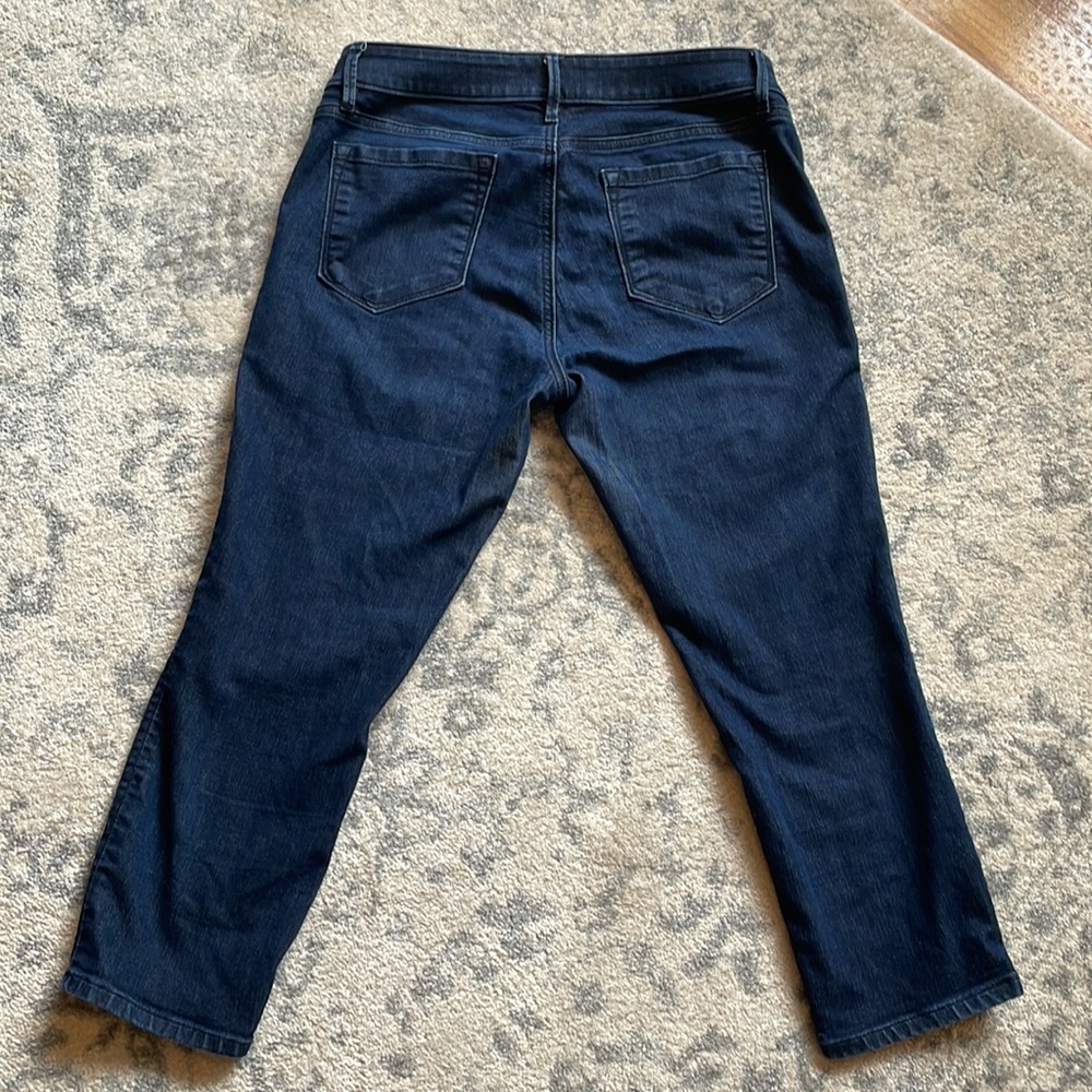 Woman’s Ann Taylor Loft Modern Crop Jeans - Picture 2 of 7